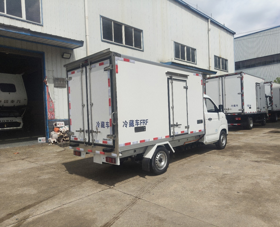 奇瑞開瑞X5純電動冷藏車50.38度電EV圖片4