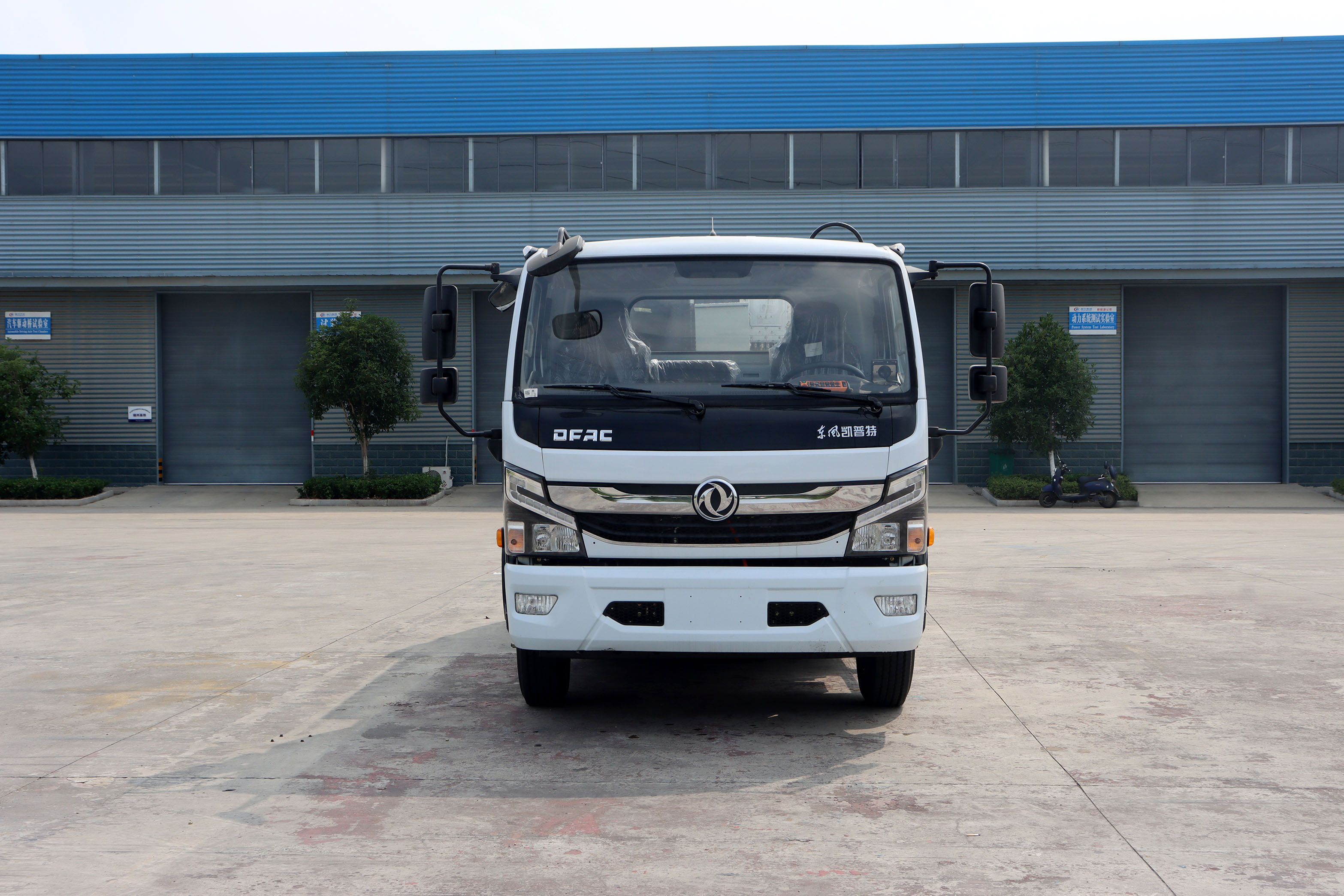 6方東風凱普特純電動壓縮式垃圾車圖片2