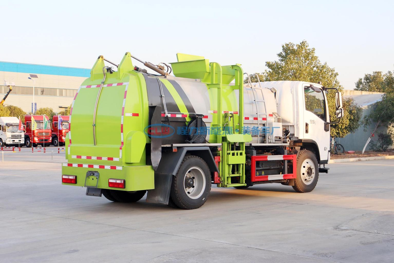 陜汽軒德6方純電動(dòng)餐廚垃圾車圖片4